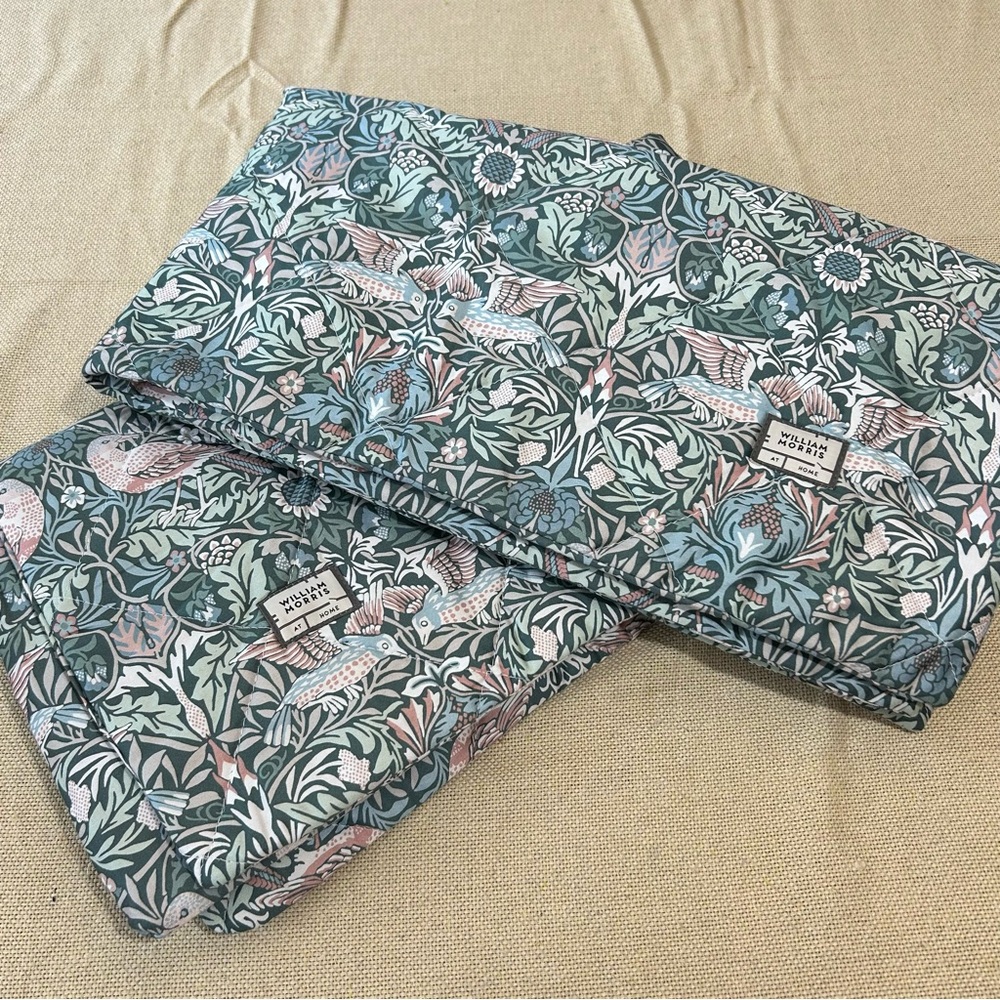 William Morris Strawberry Thief King Pillow Shams